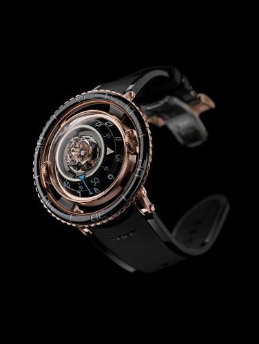 MB&F Horological Machine N°7 Aquapod Red Gold Black