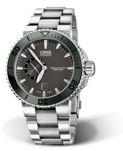 Oris Aquis Small Seconds Date 46 Stainless Steel Grey Bracelet