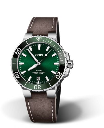 Oris Aquis Date 39.5 Stainless Steel Green Calf