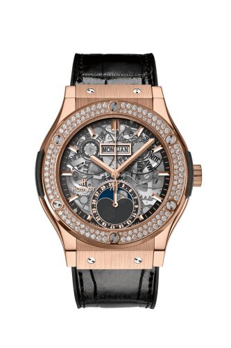 Hublot Classic Fusion Aerofusion Moonphase King Gold - Diamond Alligator