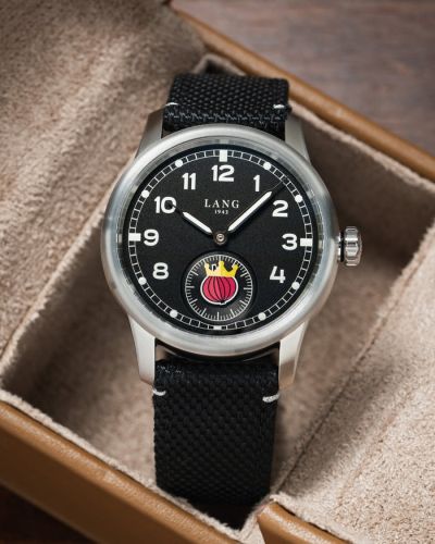 Lang 1943 Field Watch x secondeseconde The Onion Crown King