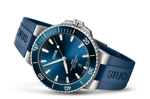 Oris Aquis Date 43.5 Stainless Steel Blue Rubber