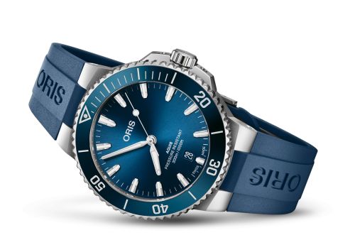 Oris Aquis Date 41.5 Stainless Steel Blue Rubber