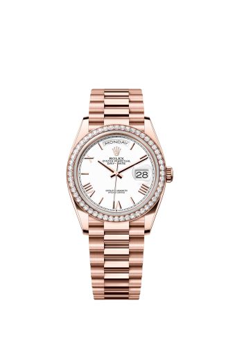 Rolex Day-Date 36 Everose Gold Diamond White - Roman President
