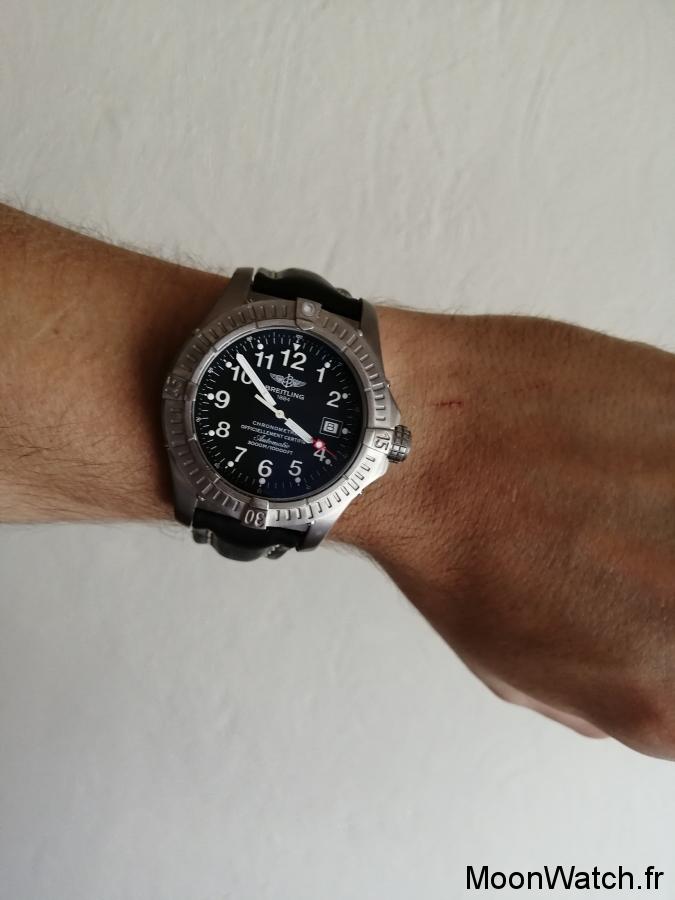 breitling avenger seawolf wristshot