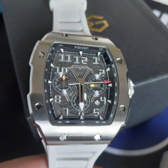 WishDoIt GT Racing Chronographe - Revue et Test - MoonWatch.fr