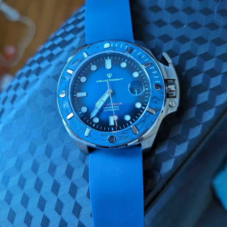 watch aquatrident ichthyosaur