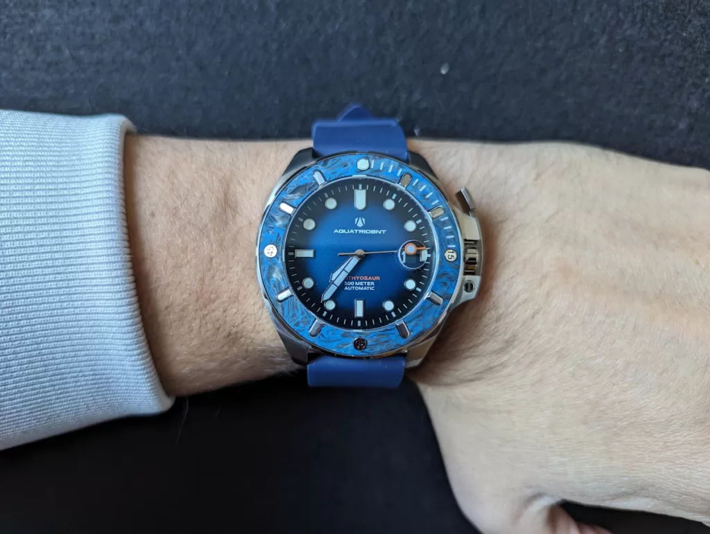 wristshot aquatrident ichthyosaur