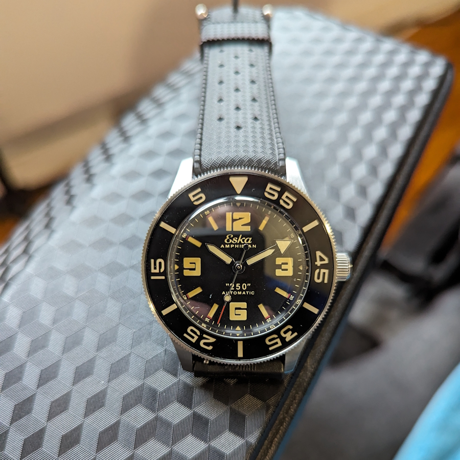 dial eska amphibian 250