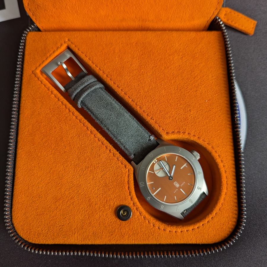 packaging cb01 titanium