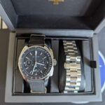 packaging bulova lunar pilot