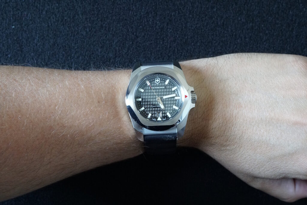 wristshot Victorinox I.N.O.X. 2025