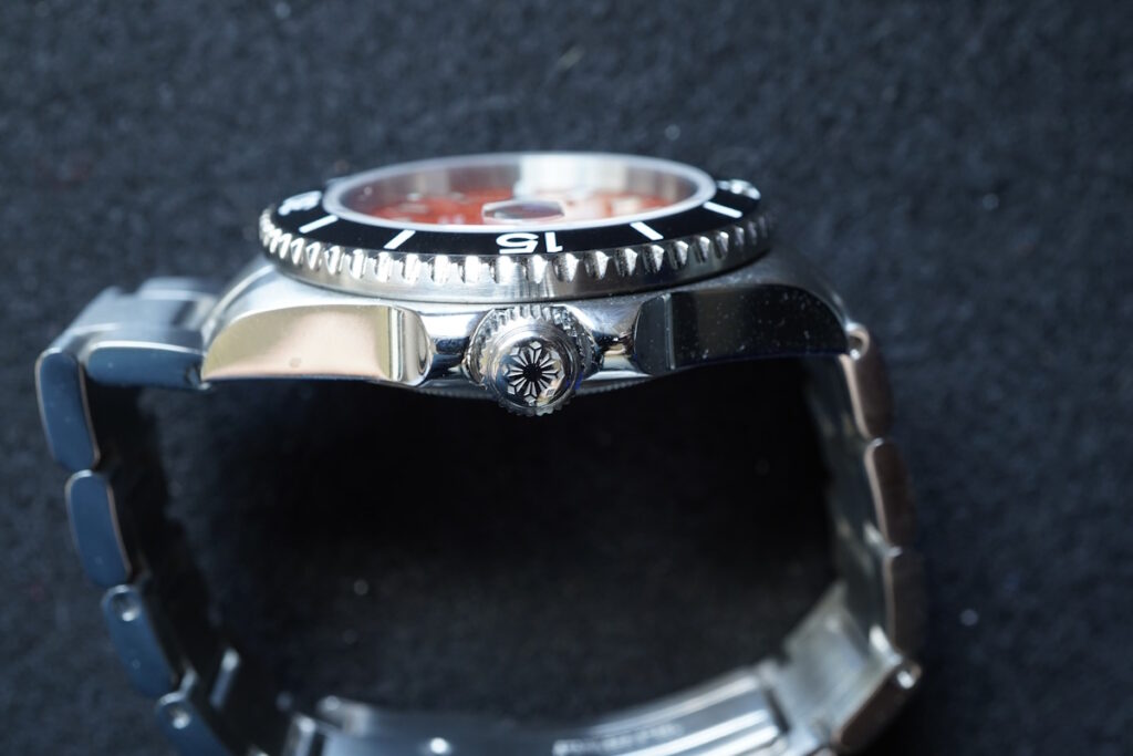 Filippo Loreti Aquadiver Red Agate Crown