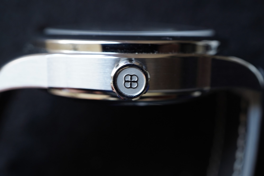 awake son mai crown