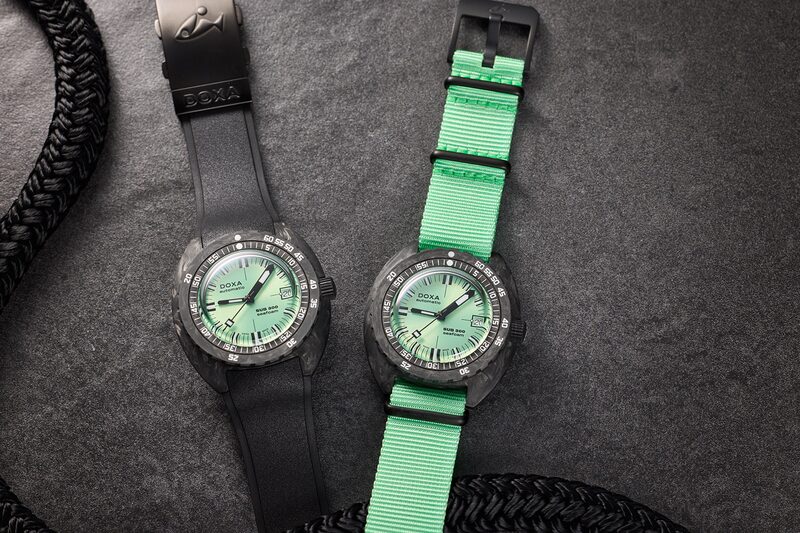 doxa sub 300 carbon seafoam green 1