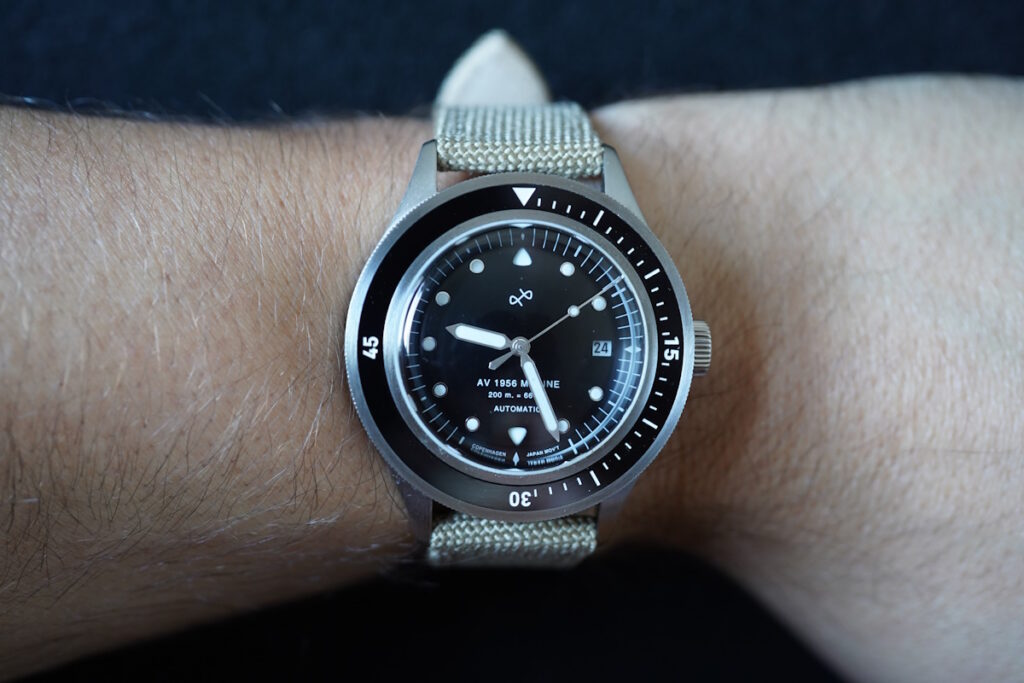 AV86 1956 Marine wristshot