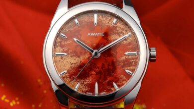 awake frosted leaf royal red