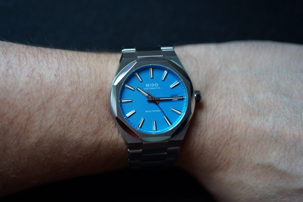 Mido Multifort 8 One Crown wristshot