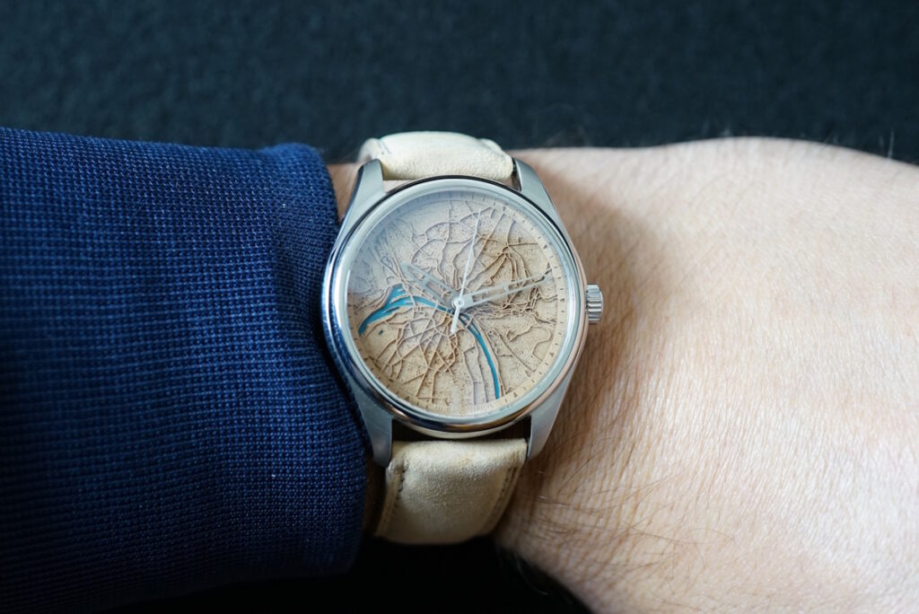 Atelier Caradan CityMaps wristshot