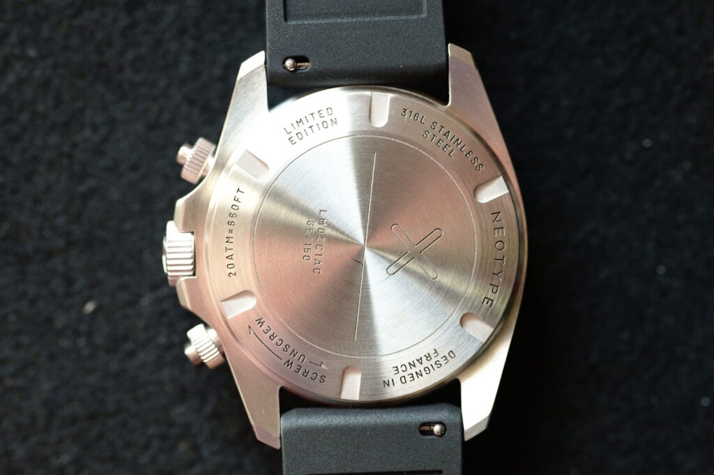 Neotype LM02 caseback