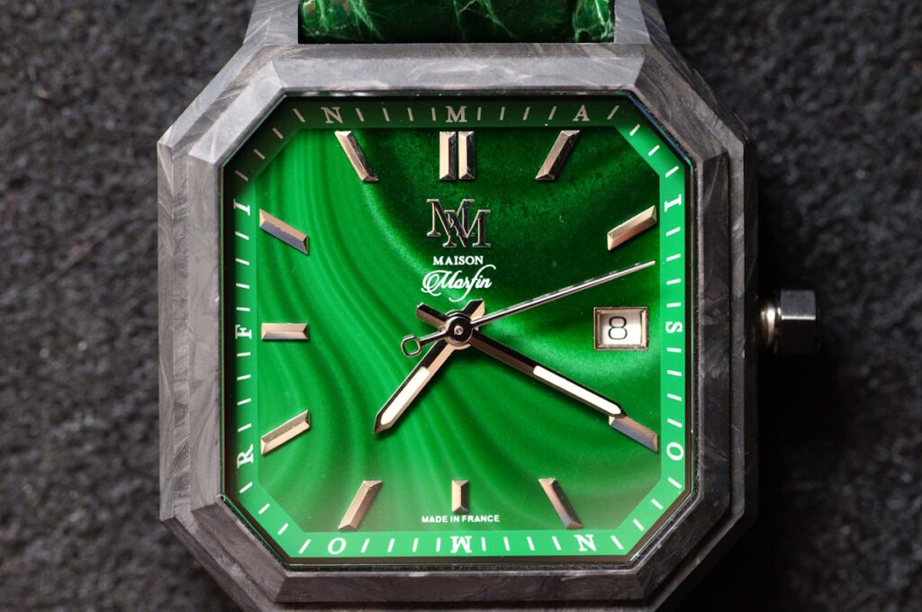 maison morfin alachite carbone dial