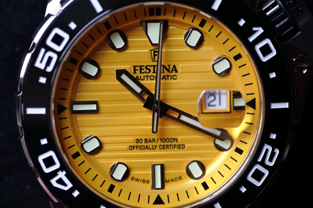 Festina Diver COSC dial