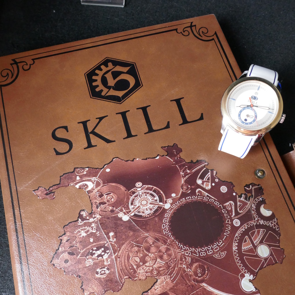 Skill M102 packaging