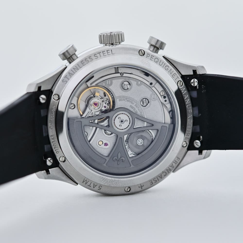 Le chronographe Pequignet Royale Paris Chrono BPM associe bracelet noir et cadran gradué pour le tempo.