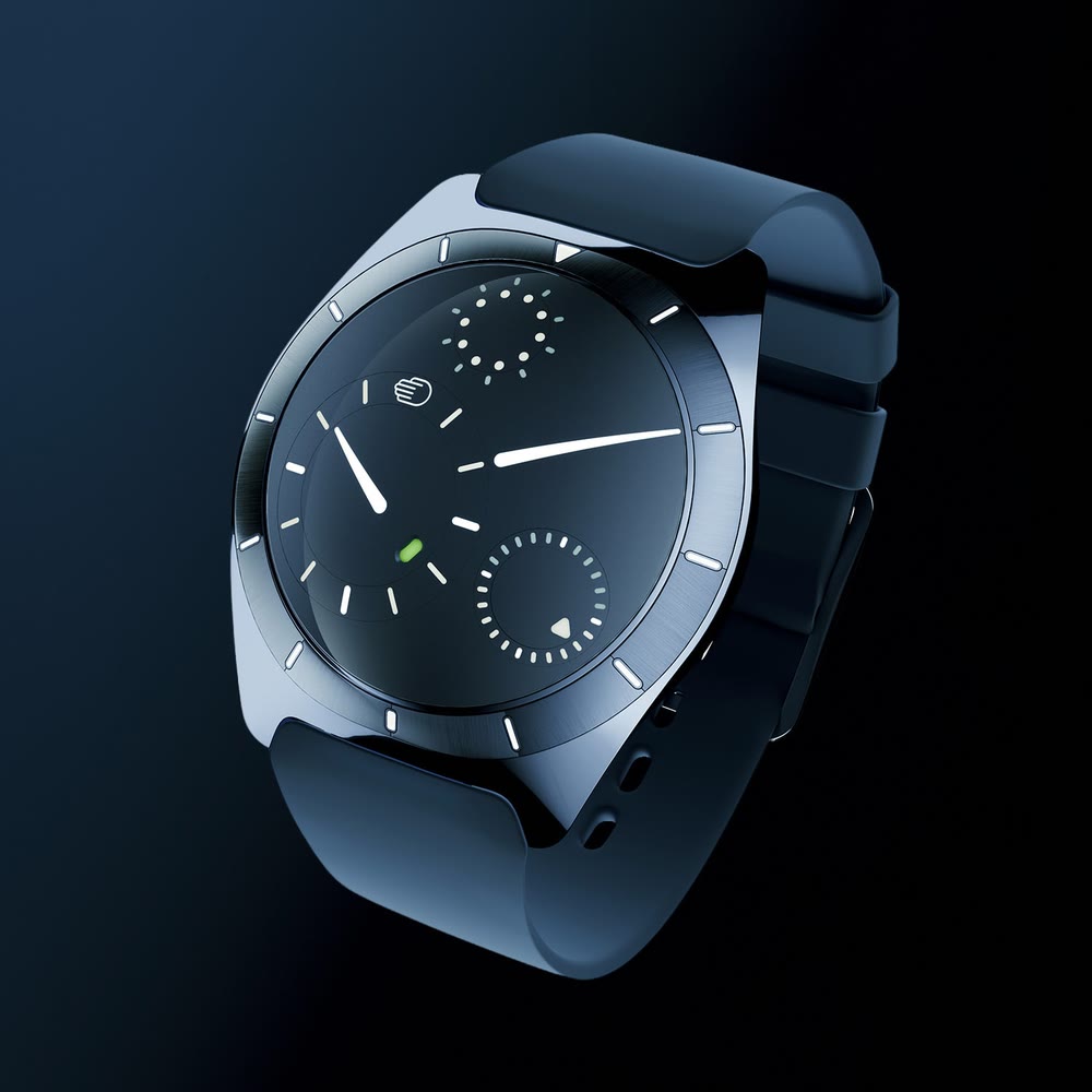 La Ressence TYPE 10 DN présente son cadran à bain d'huile et sa silhouette sombre, pensée pour l'affichage orbital.