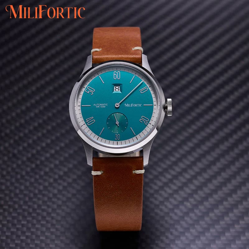 Montre Milifortic 38 mm minimaliste avec affichage heure sautante